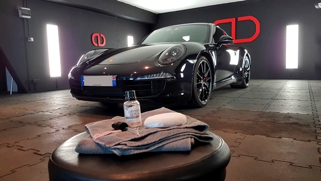 Traitement céramique crystal serum gtechniq sur Porsche 911